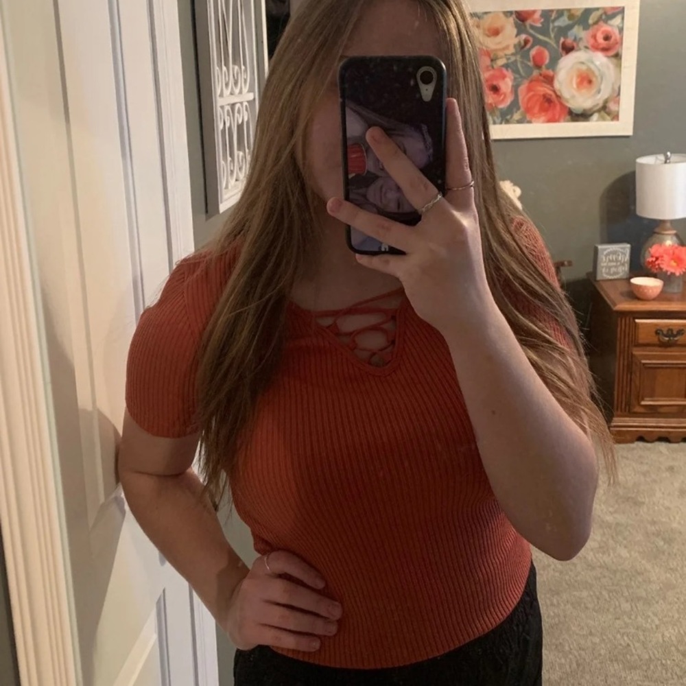 short sleeve shirt